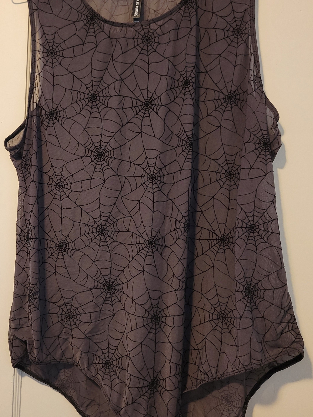 Sleeveless Spiderweb Print Bodysuit - Gray